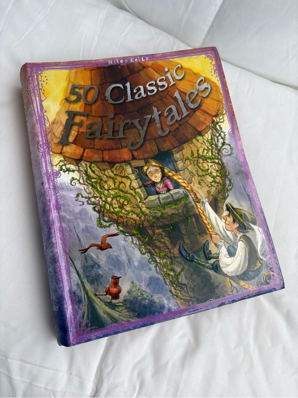 50 Classic Fairytales By- Miles Kelly .